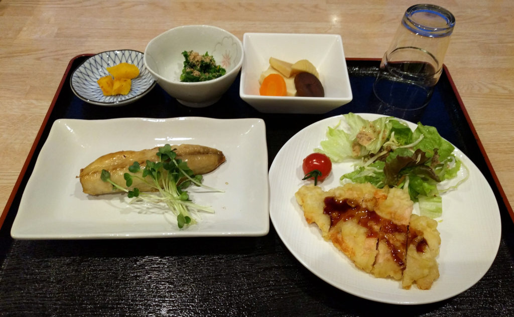 Ужин в гостинице Michi no Yado Sowaka