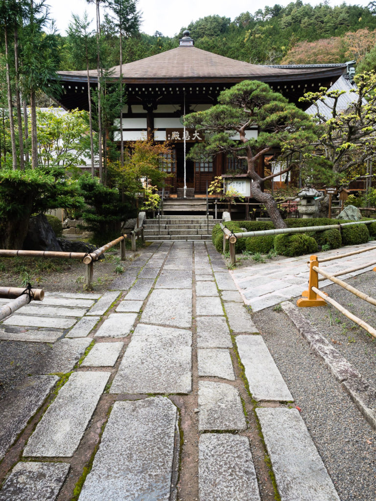 Kozenji temple in Kiso-Fukushima