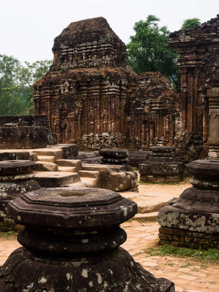 Вьетнам, руины храмового комплекса Мишон