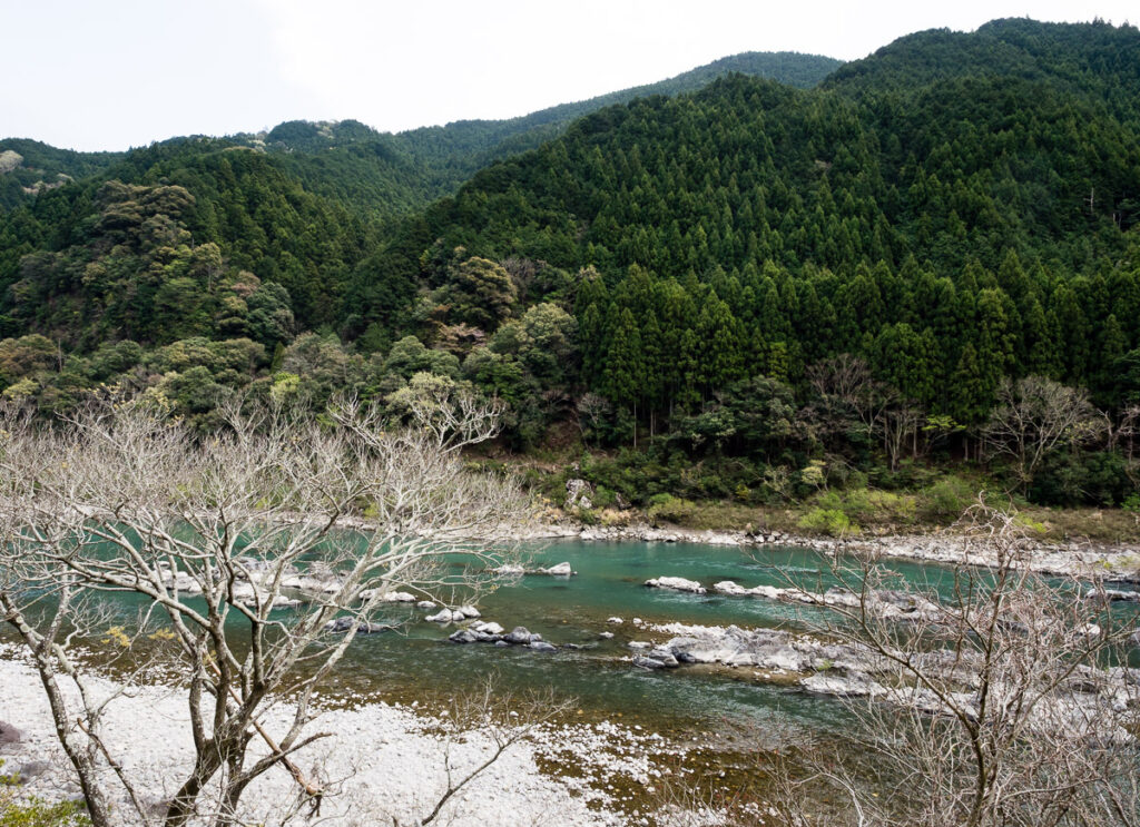 Река Накагава в префектуре Токусима, Япония