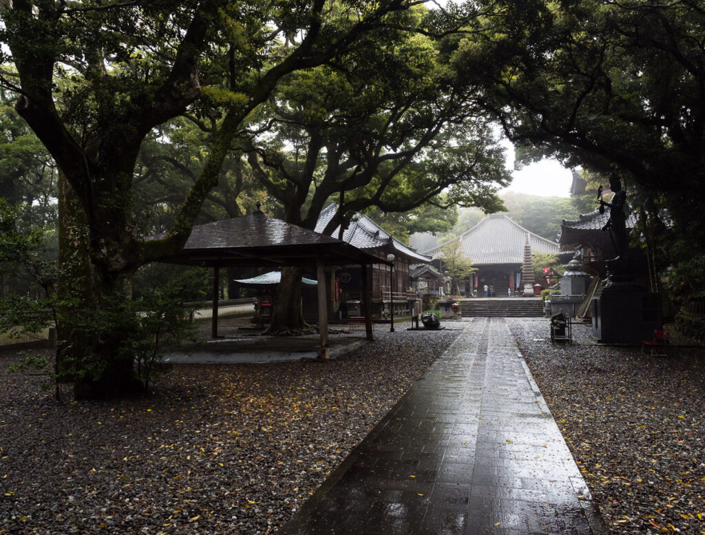 Хоцумисакидзи, храм 24 паломничества Сикоку-хэнро - префектура Коти, Япония.